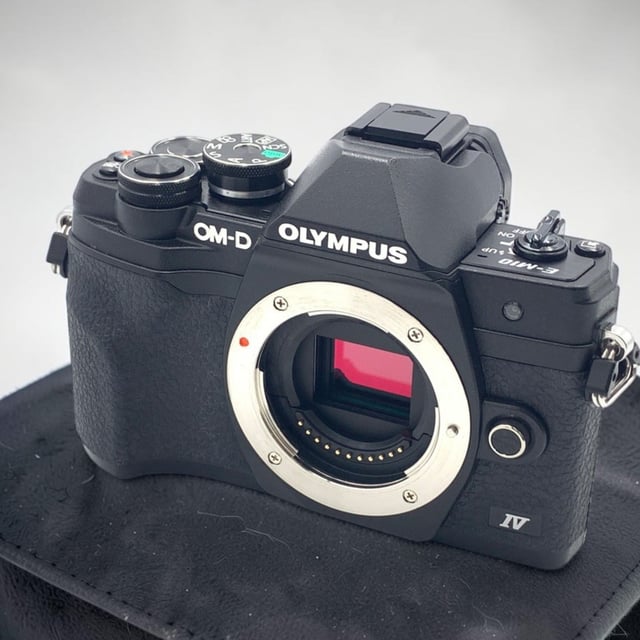OM-D E-M10 Mark IV ボディ "ブラック"