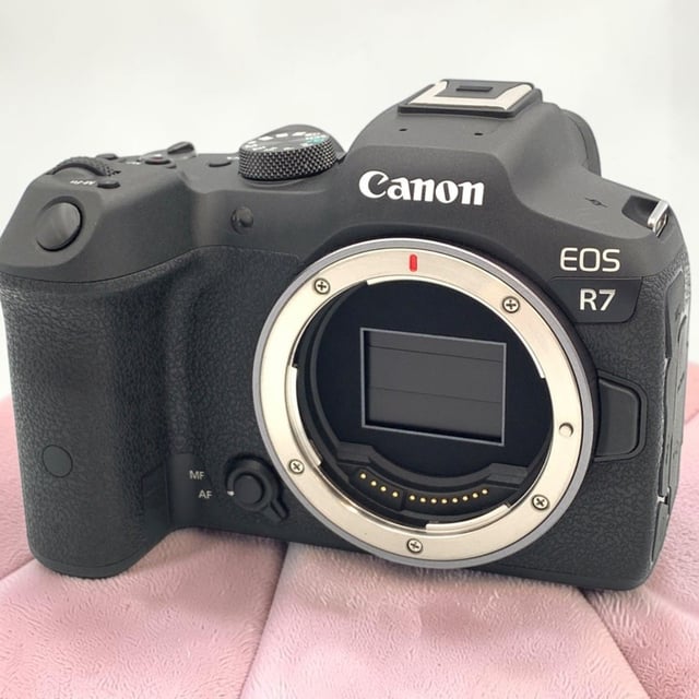 EOS R7 ボディ