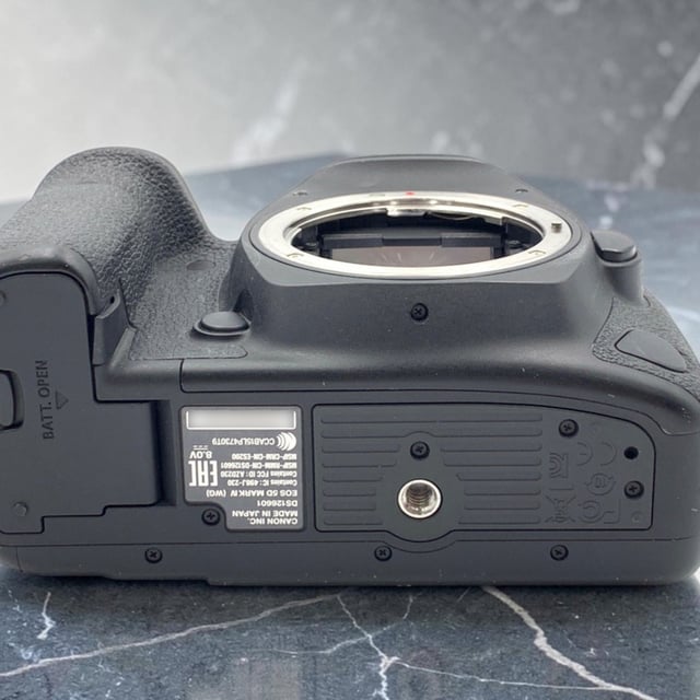 EOS 5D Mark IV ボディ
