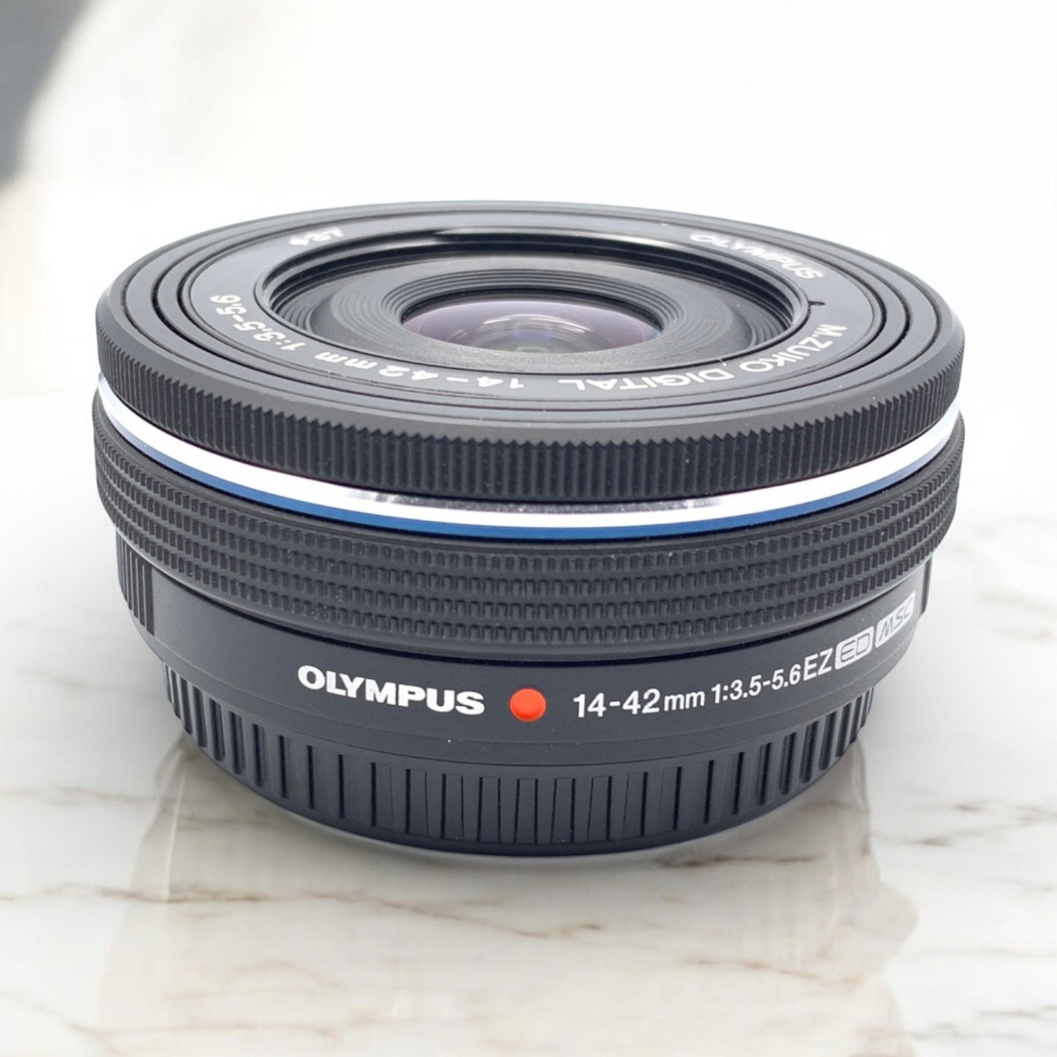 M.ZUIKO DIGITAL ED 14-42mm F3.5-5.6 EZ 
