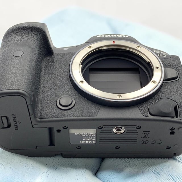 EOS R5 ボディ