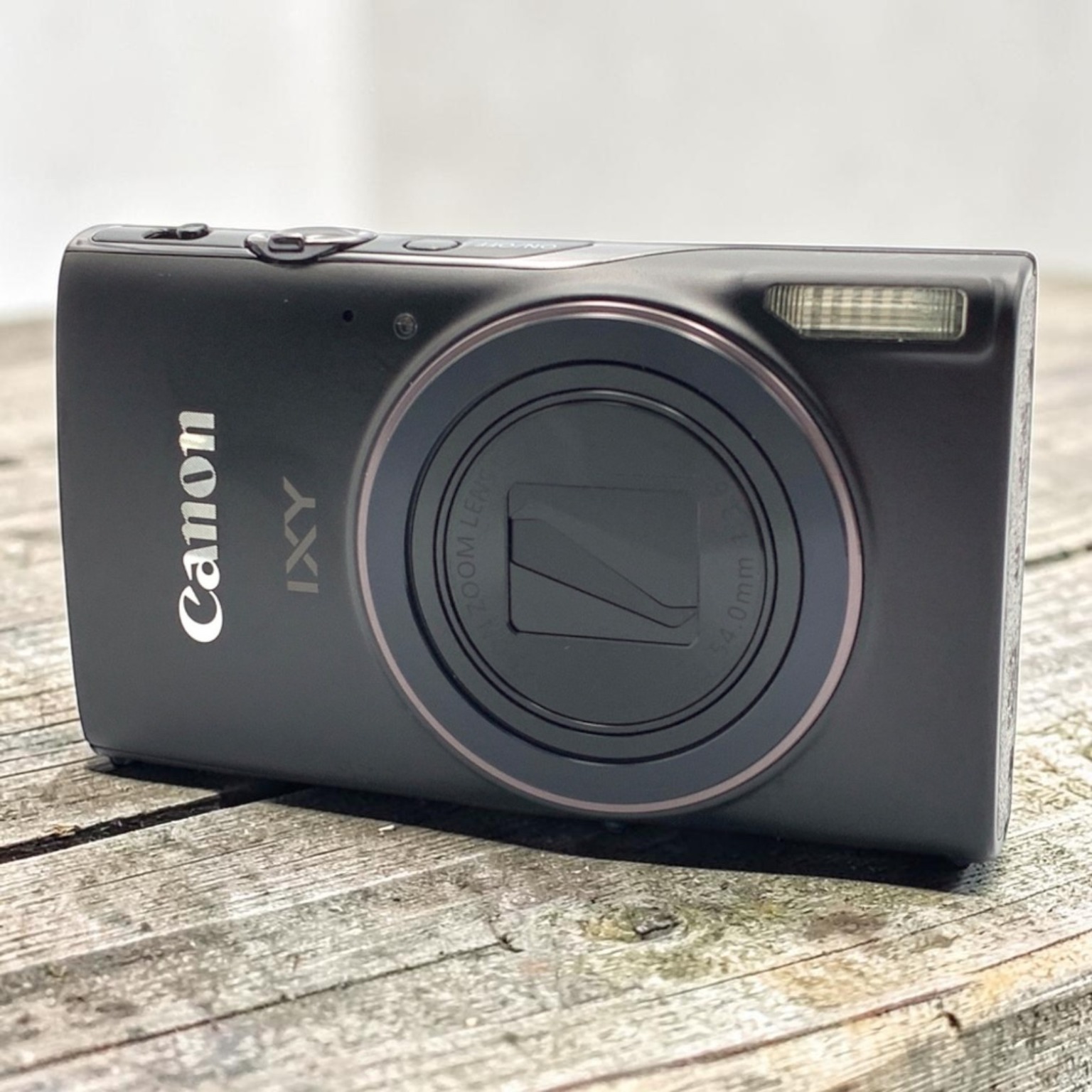 【未使用に近い】Canon IXY650 BLACK 箱付き 動作確認済み Canon IXY 650 