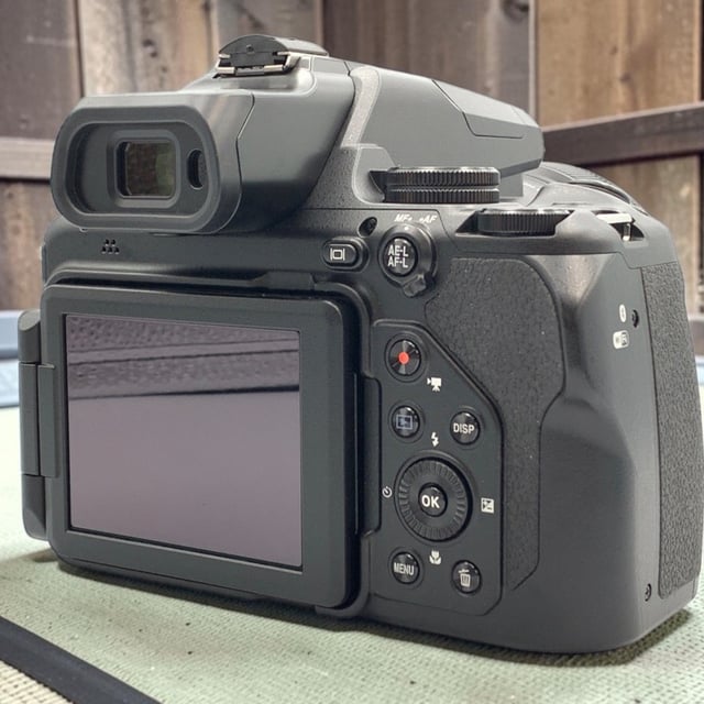 COOLPIX P1100