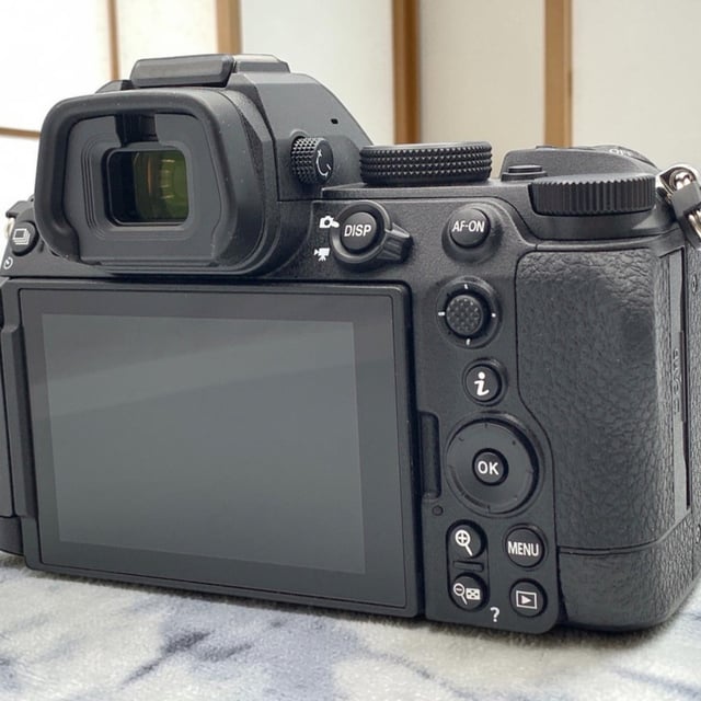 Z5II ボディ