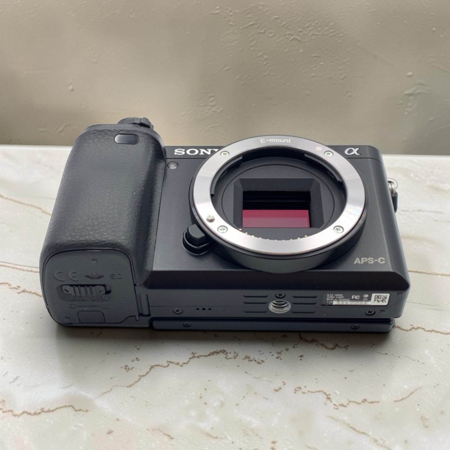 SONY α6000 ILCE-6000 ボディ 