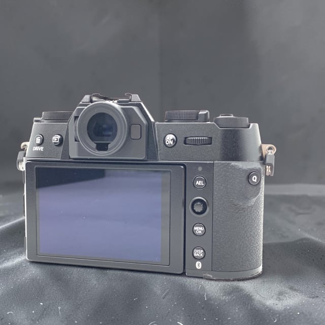X-T50 ボディ 日英2言語設定モデル "ブラック"