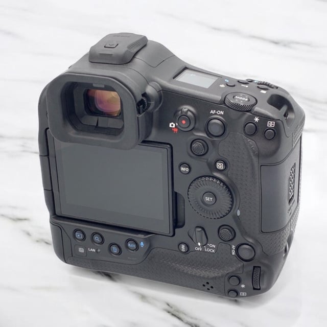 EOS R1 ボディ