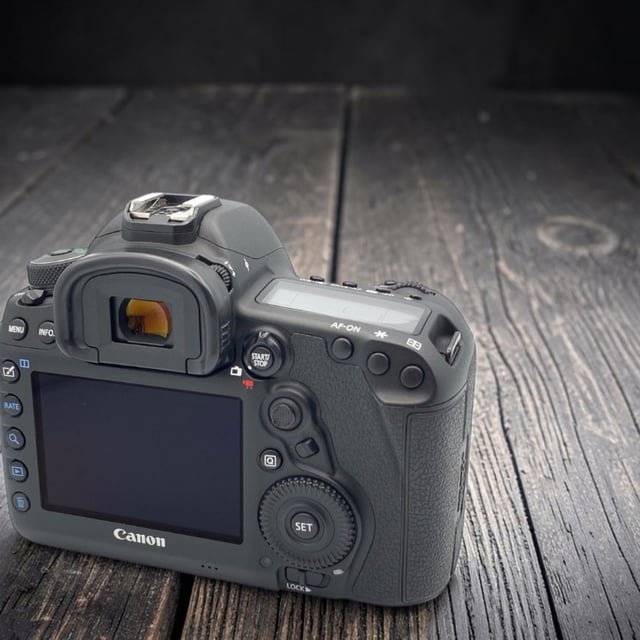 EOS 5D Mark IV ボディ