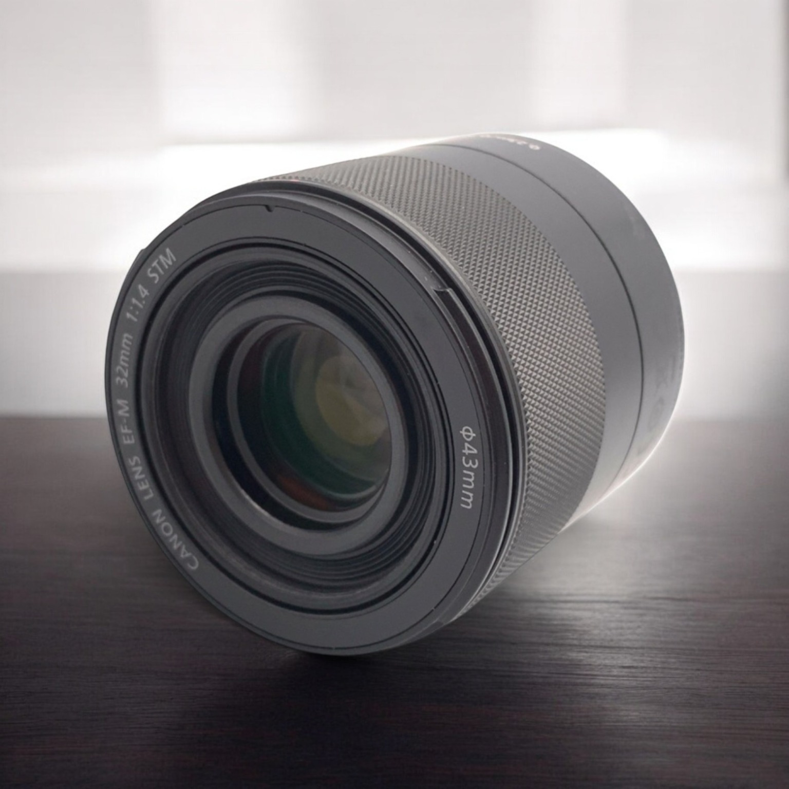 EF-M32mm F1.4 STMの中古レンズを買うならみんなのカメラ Vuy5CsFCWyT7
