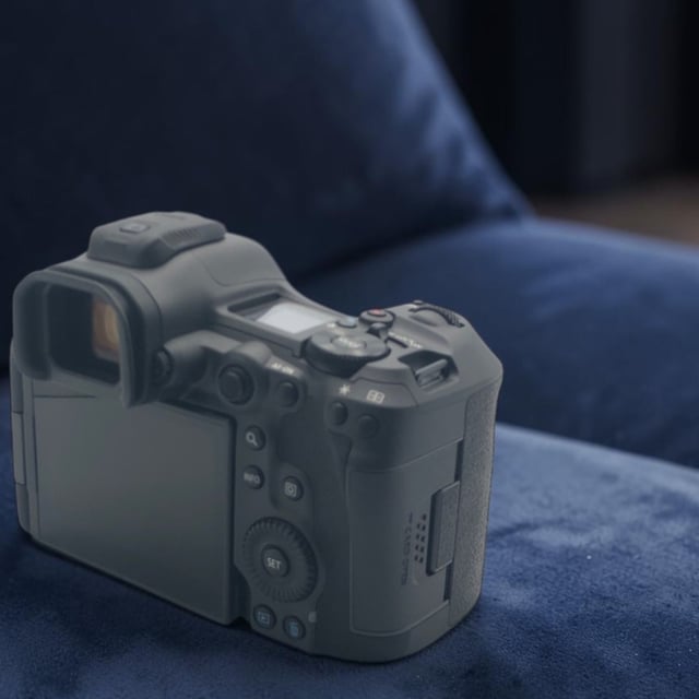 EOS R5 Mark II ボディ
