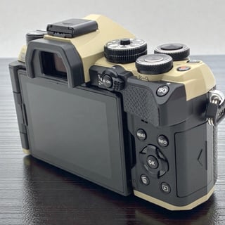 OM-5 Mark II ボディ "サンドベージュ"