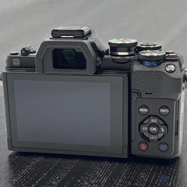 OM-D E-M10 Mark IV ボディ