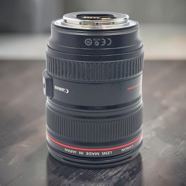 EF 24-105mm F4L IS USM