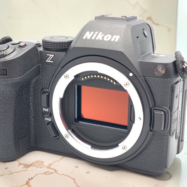 Z5II ボディ