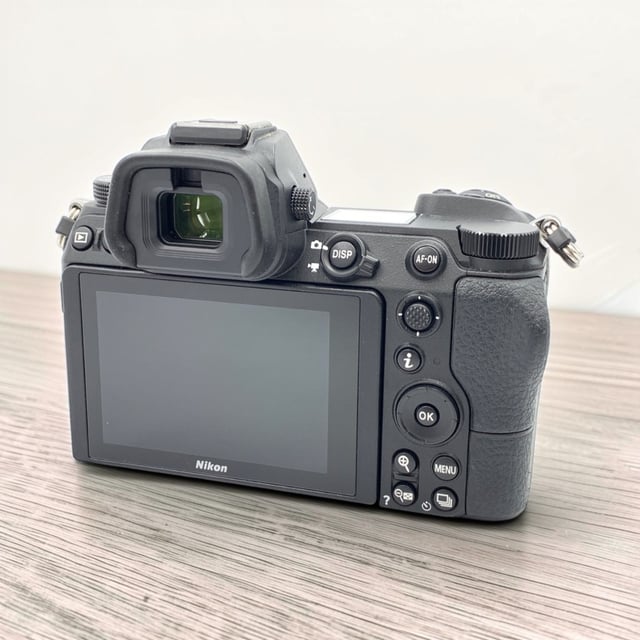 Z6 ボディ
