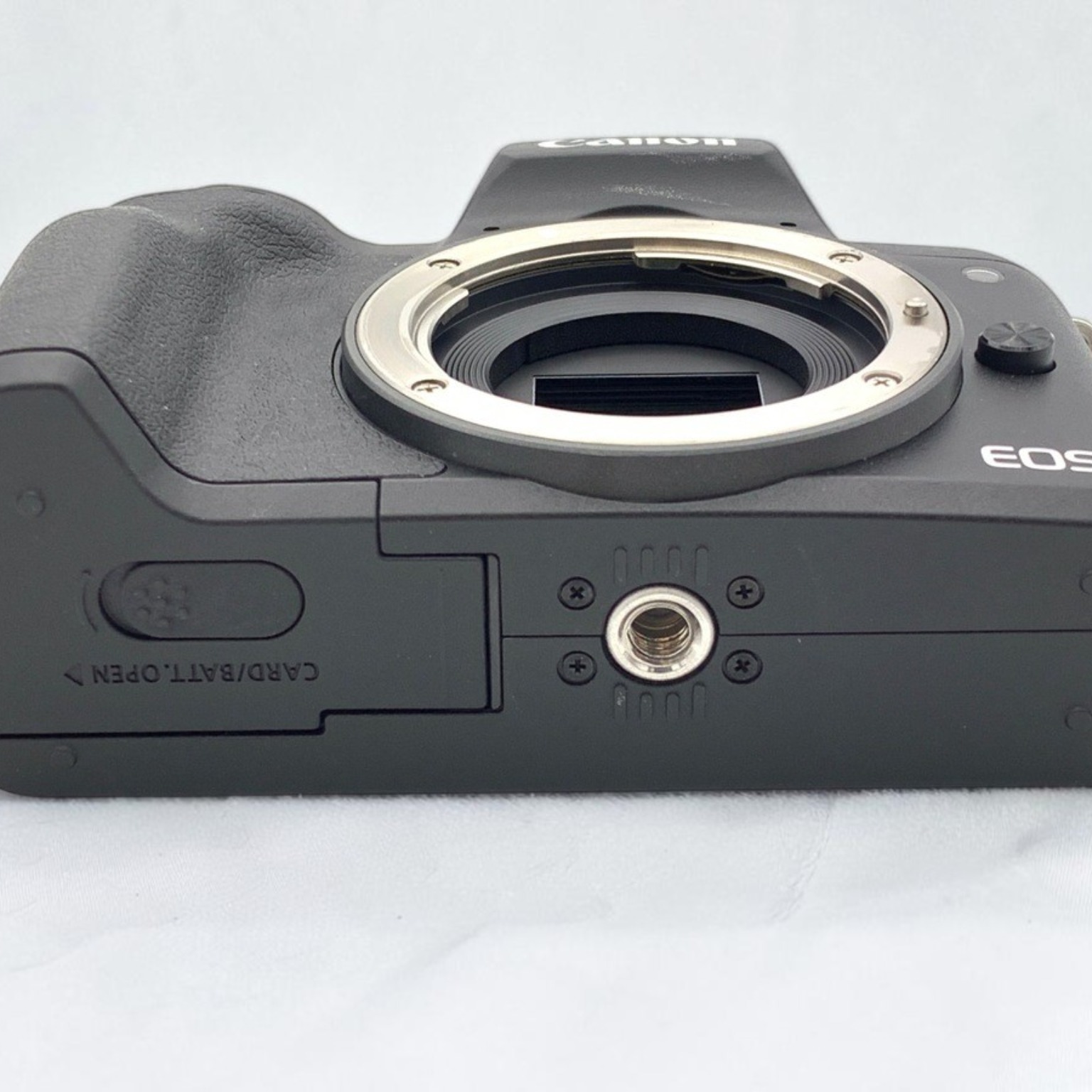 Canon EOS Kiss M ボディ 