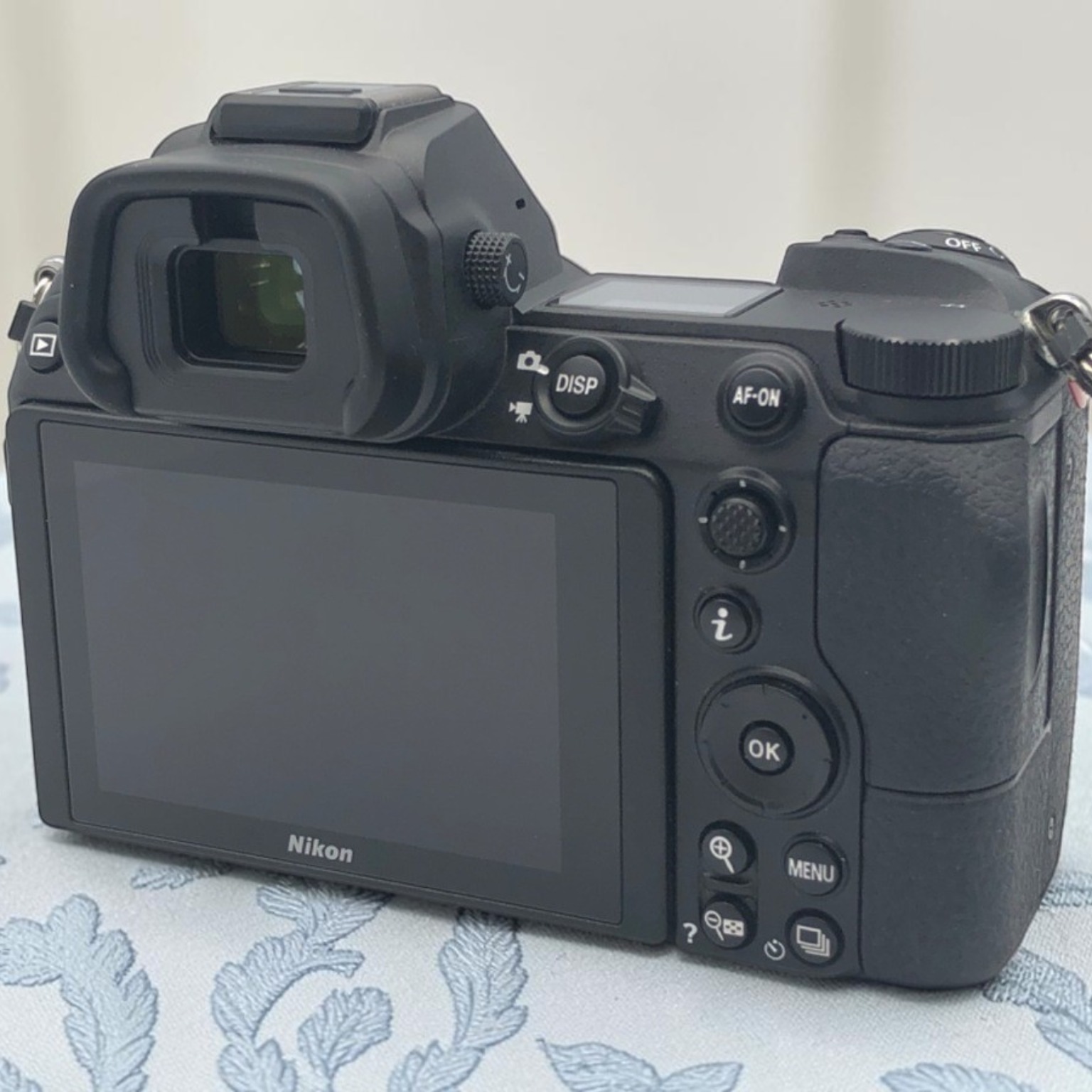 ニコン Z6 ボディの中古 (美品)・¥95,140 by lenio | みんなのカメラ