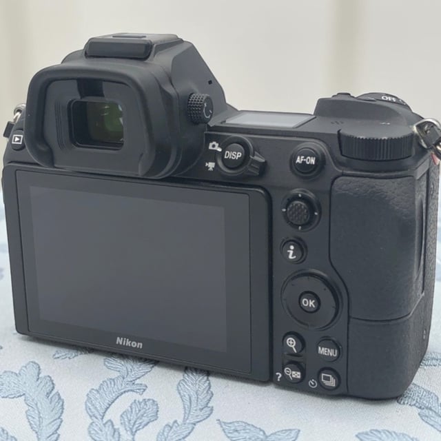 Z6 ボディ