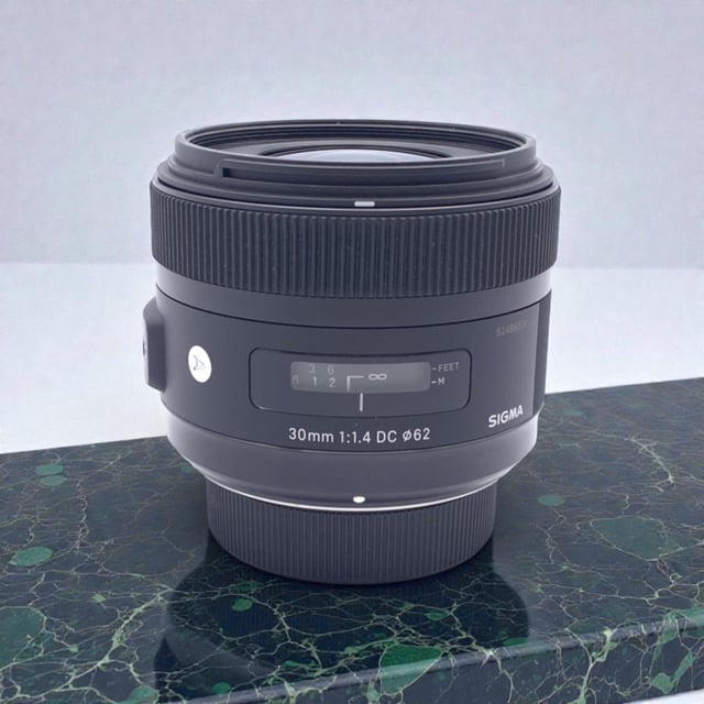 30mm F1.4 DC HSM