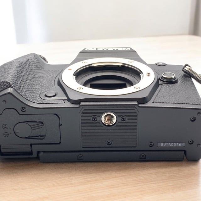 OM-5 Mark II ボディ "ブラック"