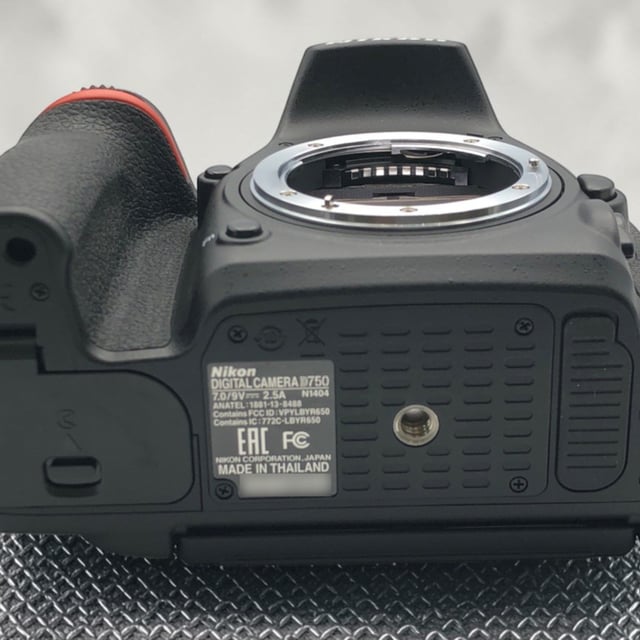 D750 ボディ