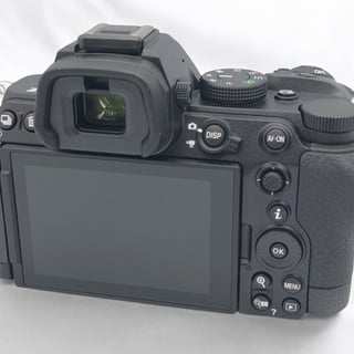 Z5II ボディ