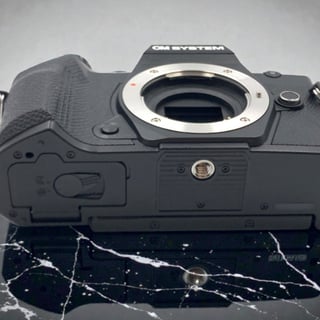 OM-5 Mark II ボディ "ブラック"