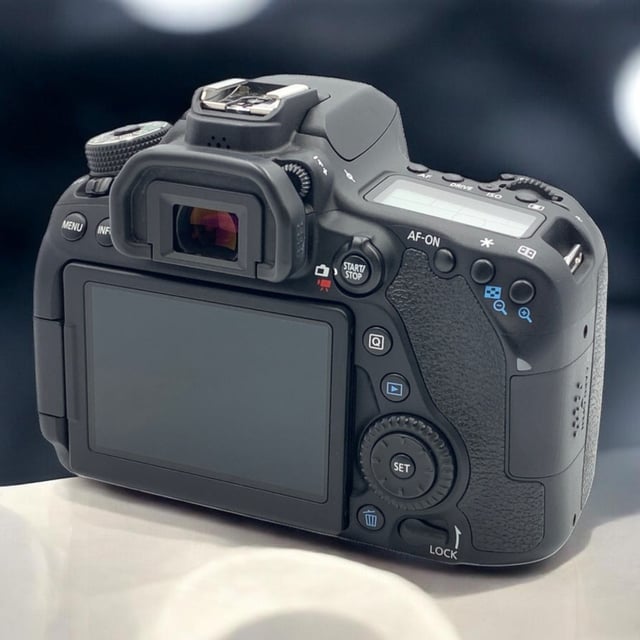 EOS 80D ボディ