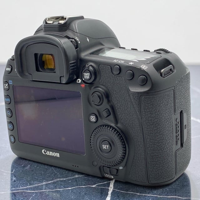 EOS 5D Mark IV ボディ