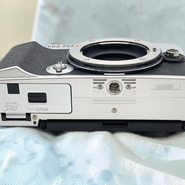OLYMPUS PEN E-P7 ボディ
