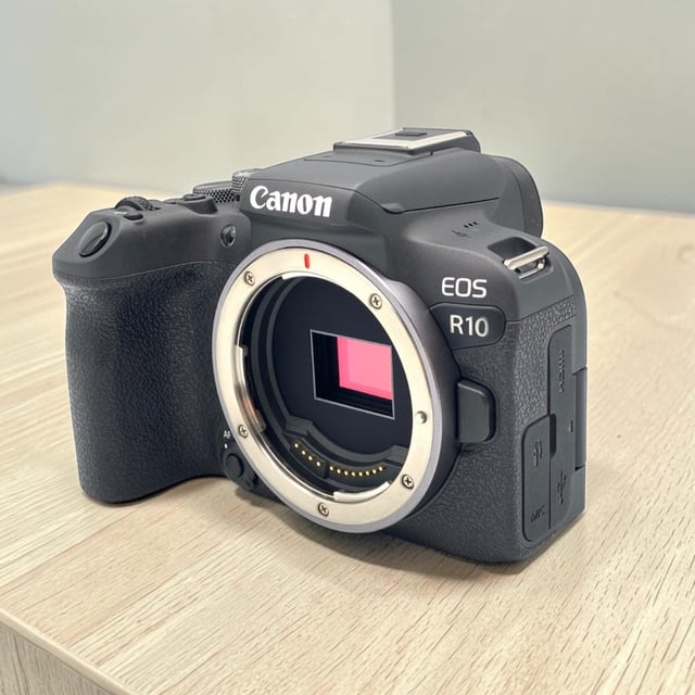 EOS R10 ボディ