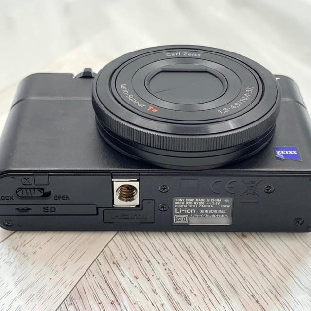 サイバーショット RX100(DSC-RX100)