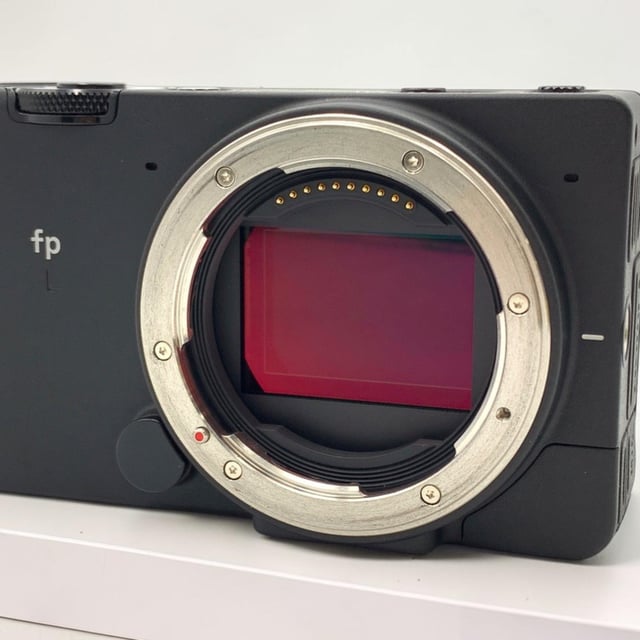 SIGMA fp ボディ