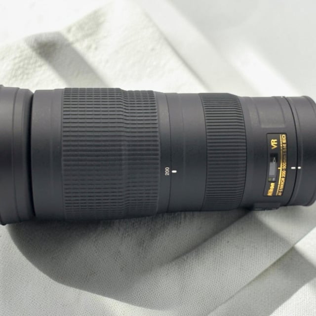 AF-S NIKKOR 200-500mm f/5.6E ED VR