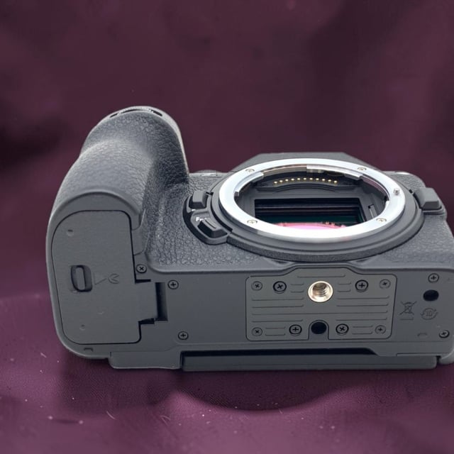 Z5II ボディ