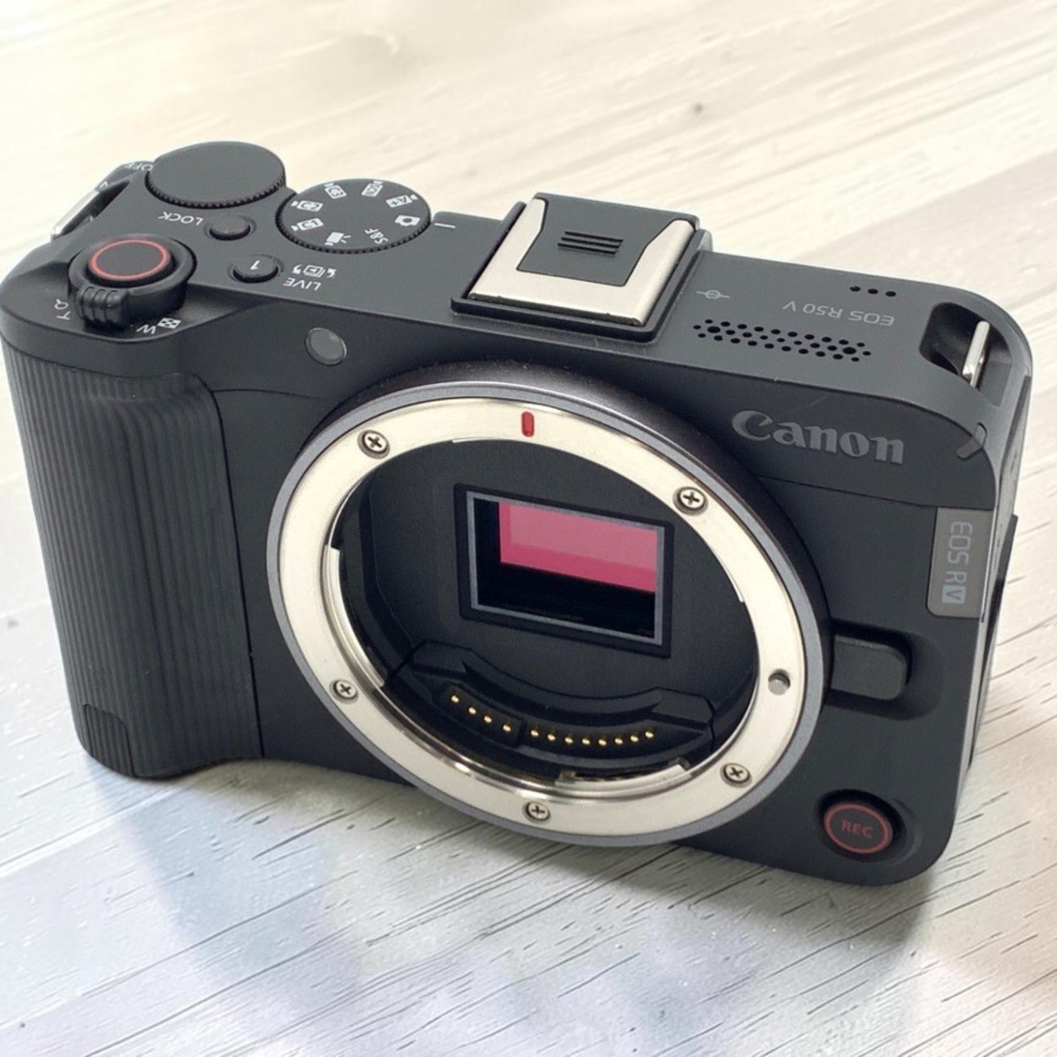 Canon EOS R50 V ボディ 