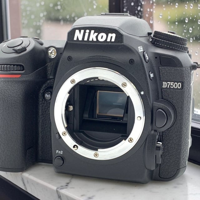 D7500 ボディ