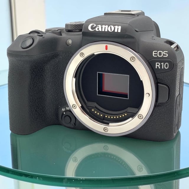 EOS R10 ボディ