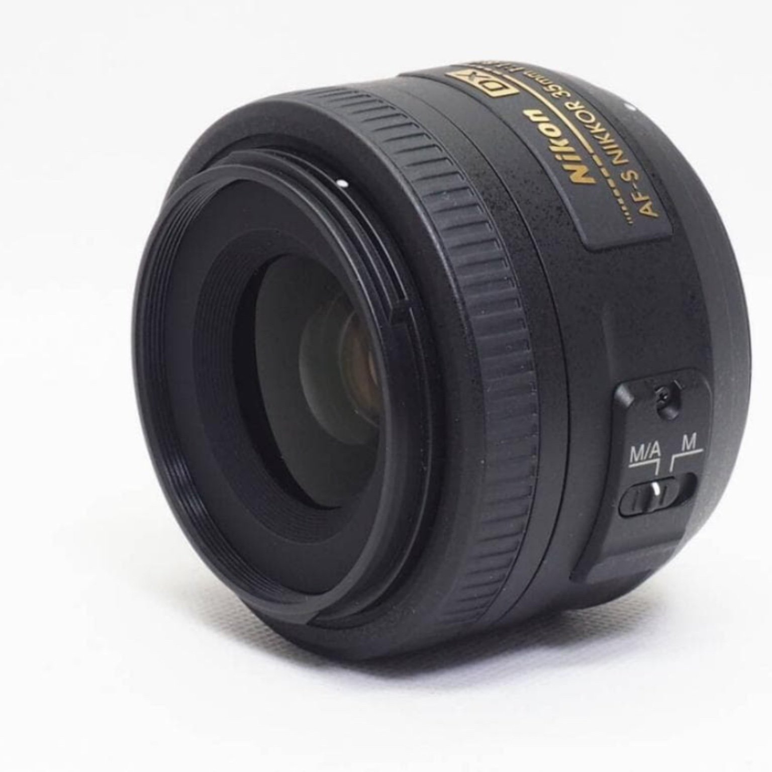 AF-S DX NIKKOR 35mm f/1.8Gの中古レンズを買うならみんなのカメラ
