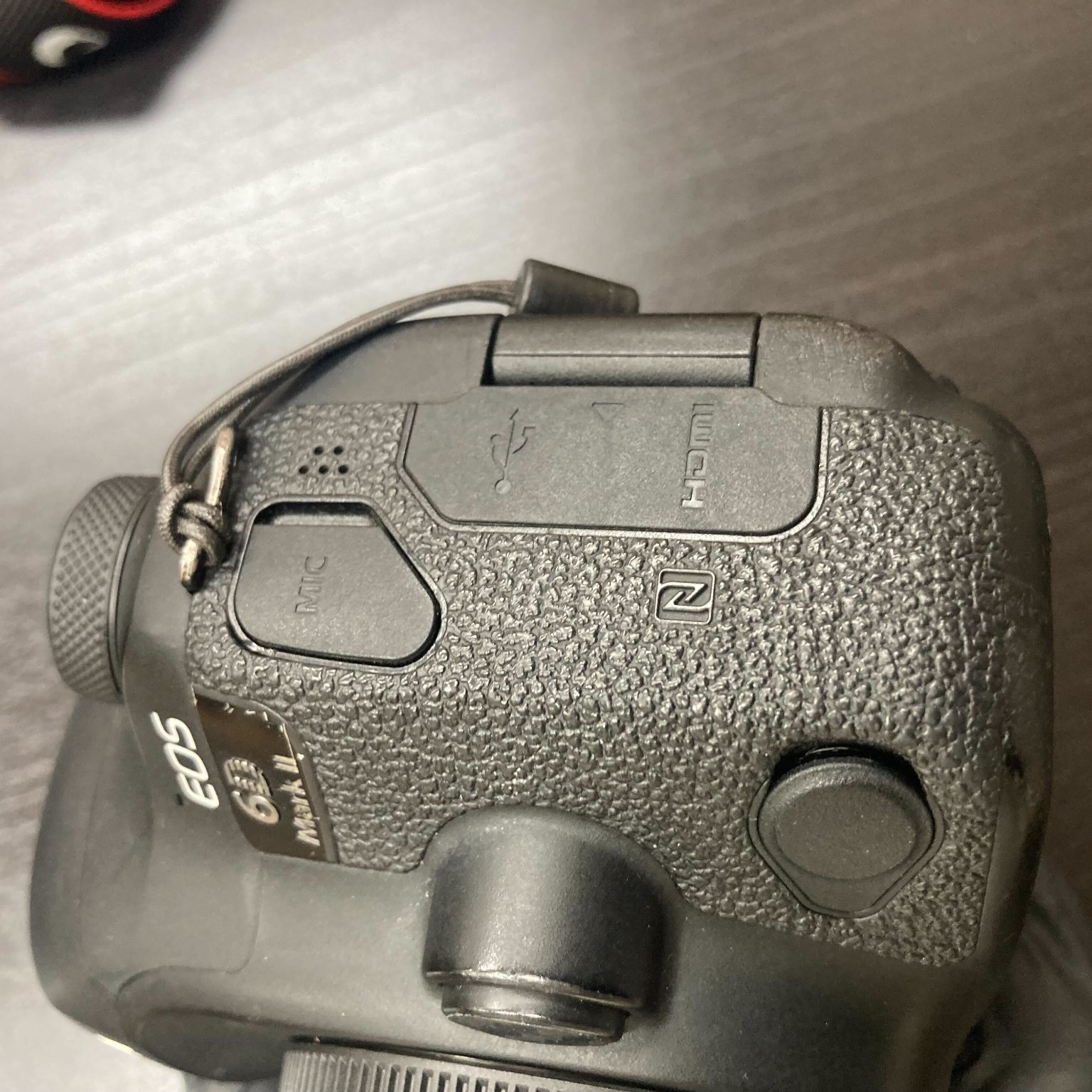 EOS 6D Mark II ボディの中古カメラを買うならみんなのカメラ 694twhwVGZZJ