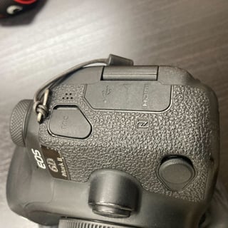 EOS 6D Mark II ボディ