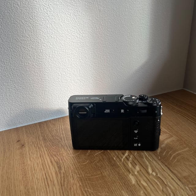 X100VI "ブラック"