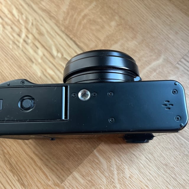 X100VI "ブラック"
