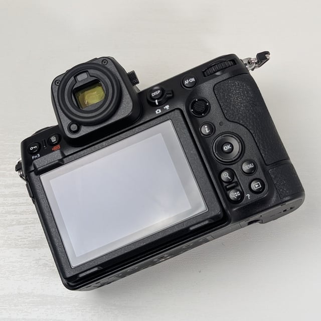 Z8 ボディ