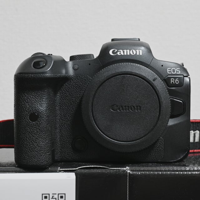 EOS R6 ボディ