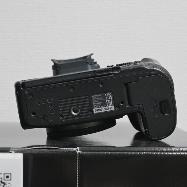EOS R6 ボディ