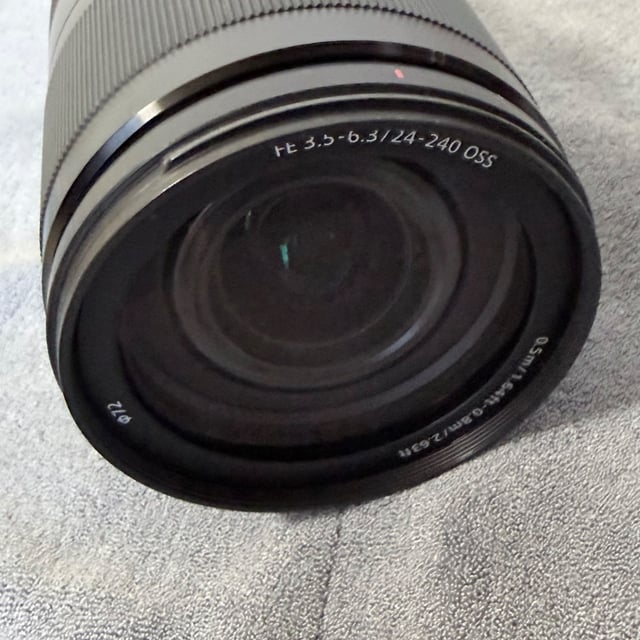 FE 24-240mm F3.5-6.3 OSS SEL24240