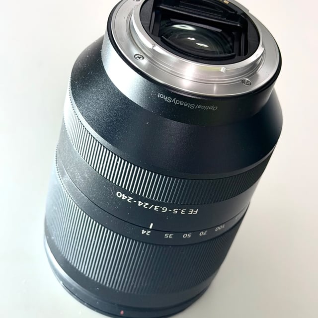 SONY FE 24-240mm F3.5-6.3 OSS SEL24240の中古 (美品)・¥85,540 by 