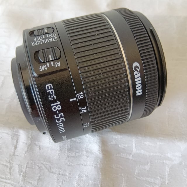EF-S18-55mm F4-5.6 IS STM
