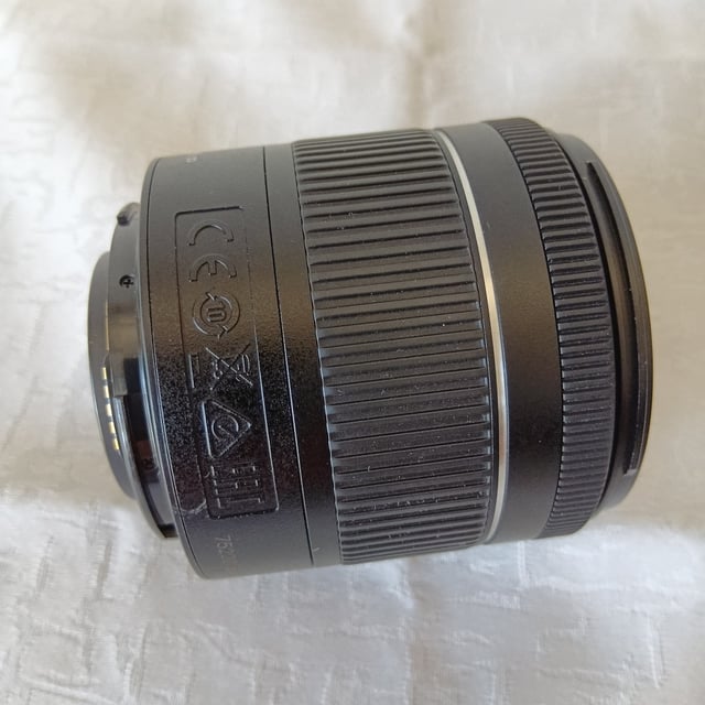 EF-S18-55mm F4-5.6 IS STM